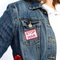 Naszywka naprasowanka stop war white