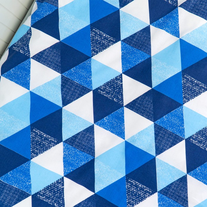 Prześcieradło z gumką trójkąty niebieskie 80x180 cm