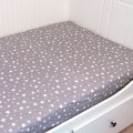 Prześcieradło z gumką gwiazdki szare 80x160 cm